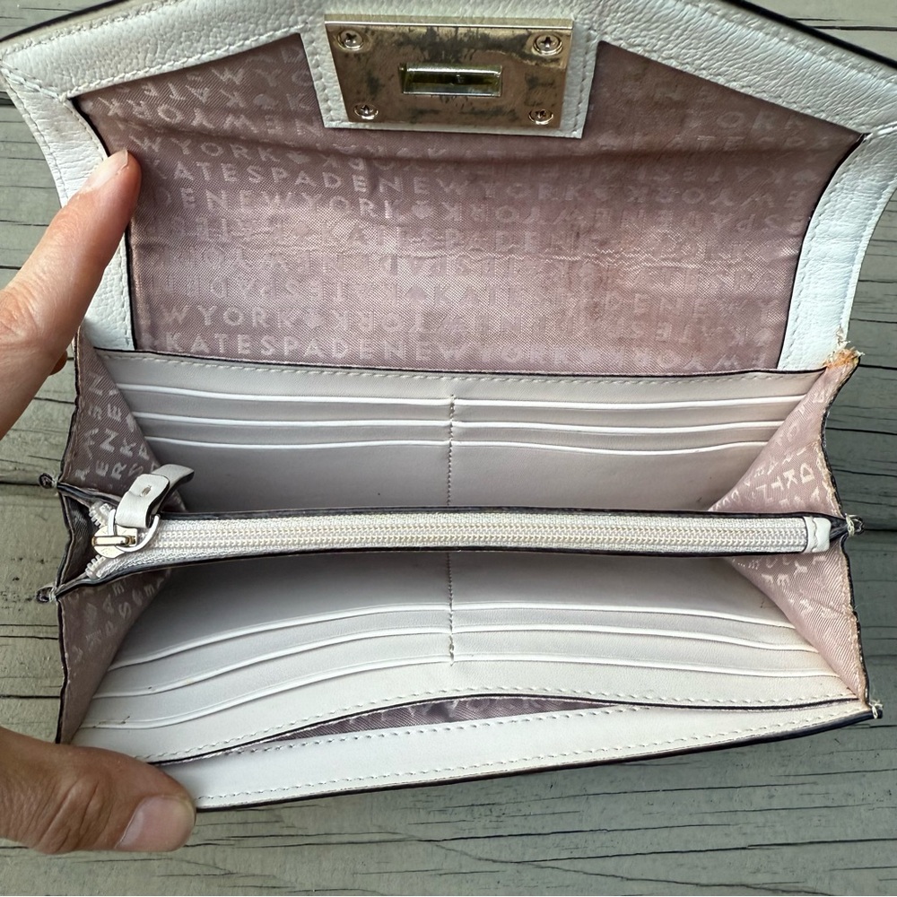 Kate Spade New York Walter Place Jean Leather Envelope Wallet in Pebble Cream - Picture 9 of 16